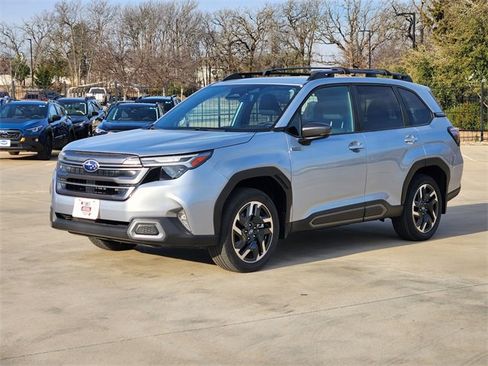 Certified 2025 Subaru Forester Limited image 3