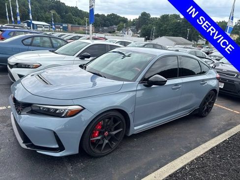 Used 2025 Honda Civic Type R image 3