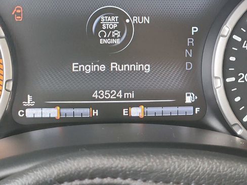 Certified 2022 Jeep Renegade Trailhawk AWD/4WD image 19