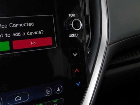 Used 2024 Subaru Crosstrek 2.0i Premium image 25