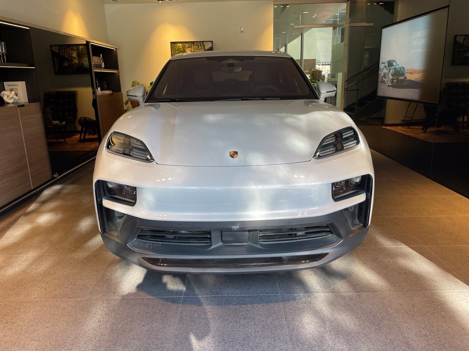 Certified 2026 Porsche Macan GTS Electric AWD/4WD image 1