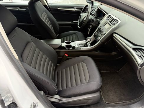 Used 2013 Ford Fusion SE image 14