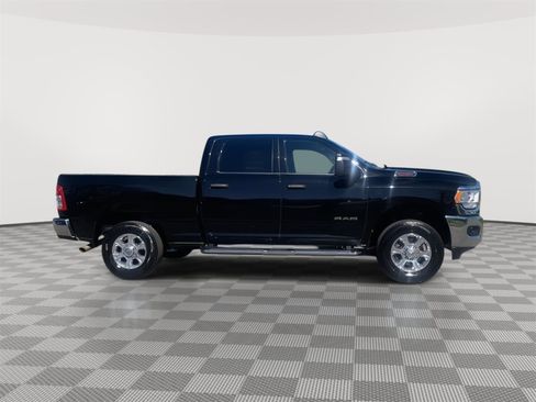 Used 2024 RAM 2500 Big Horn AWD/4WD image 6