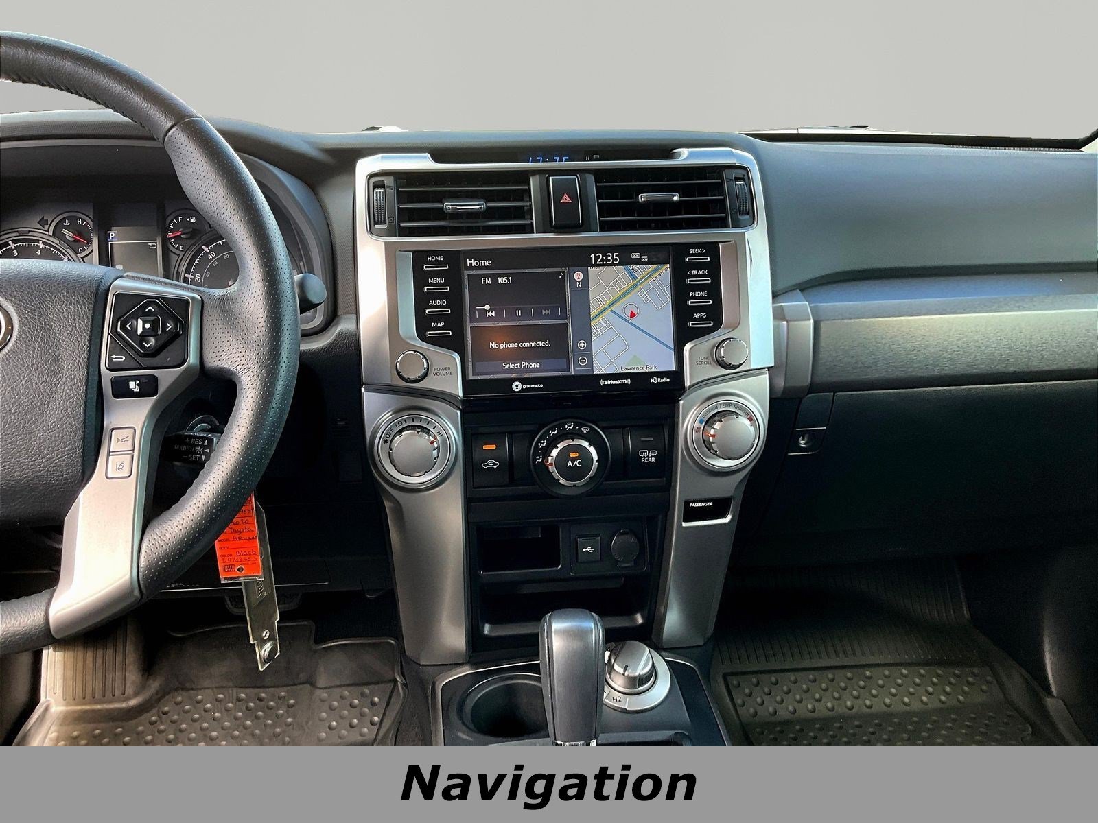 Used 2020 Toyota 4Runner SR5 AWD/4WD image 9