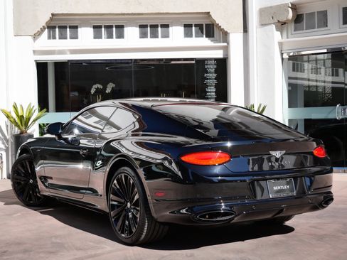 Used 2022 Bentley Continental GT Speed image 3