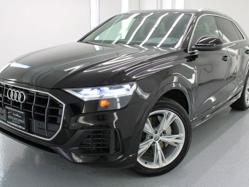 Used 2019 Audi Q8 Premium w/ Convenience Package image 28