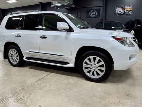 Used 2009 Lexus LX 570 4WD image 8