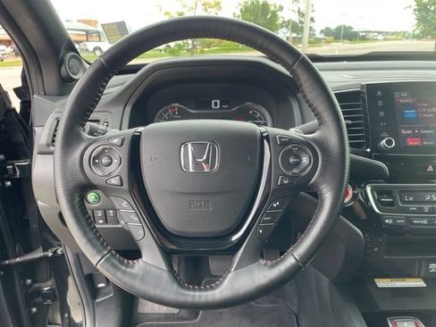 Used 2023 Honda Ridgeline Black Edition image 16