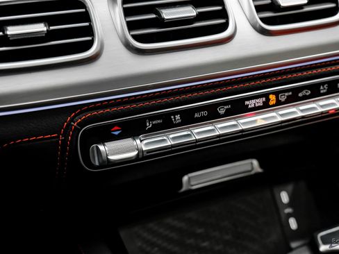 Used 2025 Mercedes-Benz GLE 53 AMG 4MATIC Coupe image 66