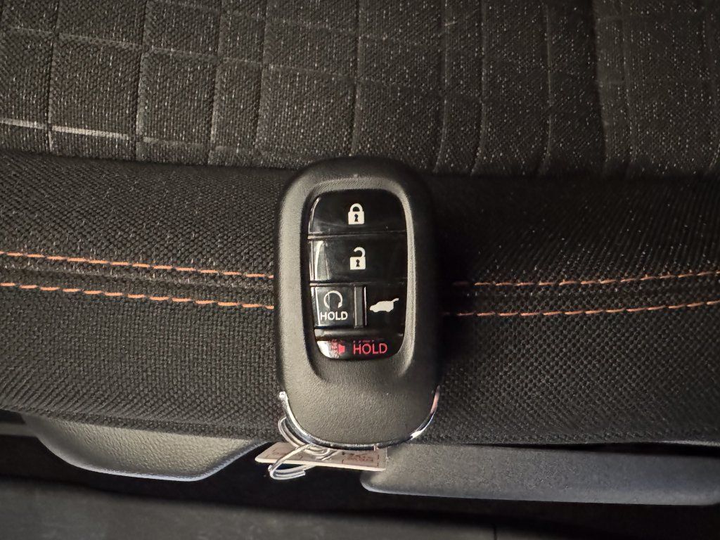Used 2026 Honda HR-V Sport image 17