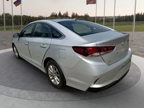 Used 2019 Hyundai Sonata SE FWD image 3