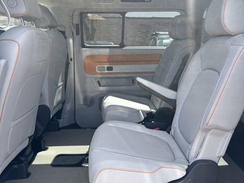 New 2025 Volkswagen ID. Buzz 1st Edition AWD/4WD image 13