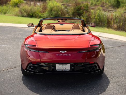 Used 2025 Aston Martin DB12 Convertible RWD image 6