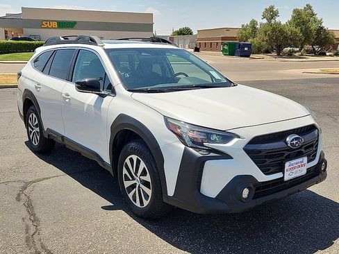 Certified 2025 Subaru Outback Premium AWD/4WD image 6