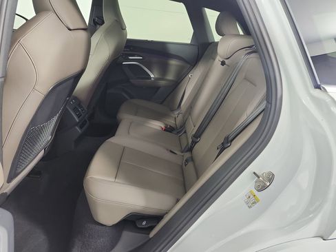 Used 2025 Audi Q5 Premium Plus w/ Premium Plus image 29