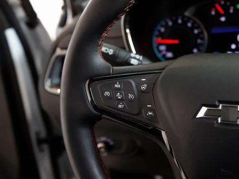 Used 2024 Chevrolet Equinox RS image 19