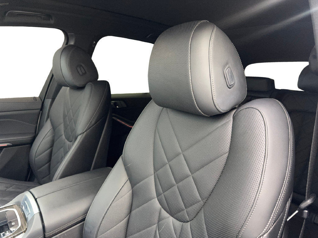Used 2023 BMW X5 sDrive40i w/ Premium Package RWD image 30