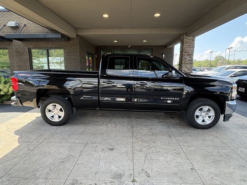 Used 2019 Chevrolet Silverado 1500 LT AWD/4WD image 5