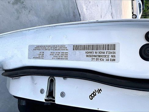 Used 2022 Dodge Charger SXT RWD image 27