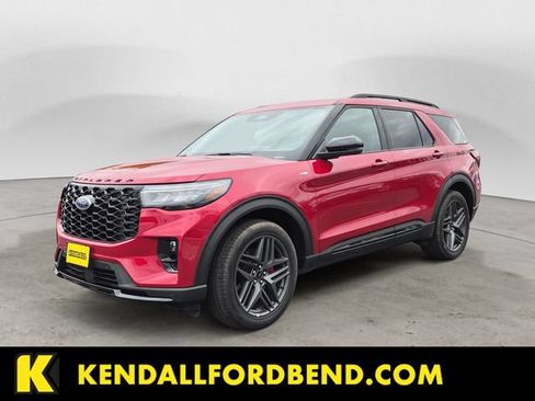 Used 2026 Ford Explorer ST-Line w/ ST-Line Street Pack AWD/4WD image 1