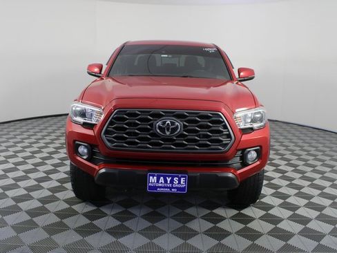 Used 2022 Toyota Tacoma TRD Off-Road image 25