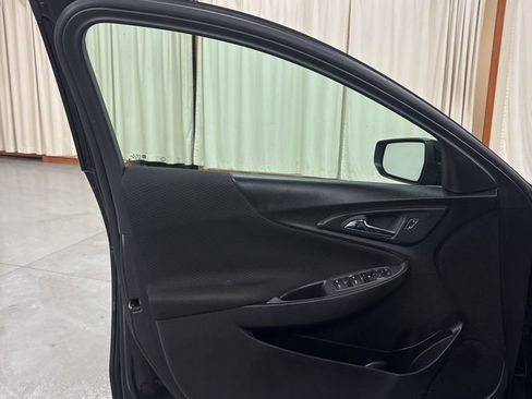 Used 2024 Chevrolet Malibu LT FWD image 16