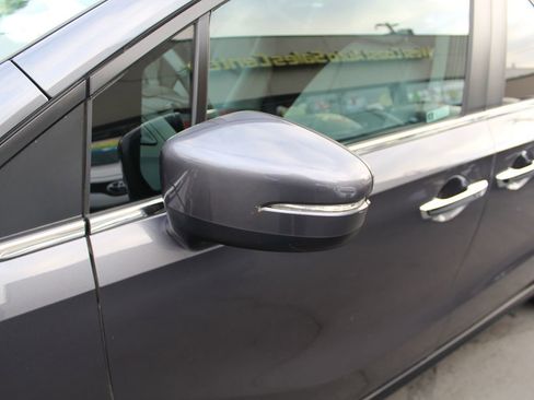 Used 2019 Honda Odyssey EX image 12