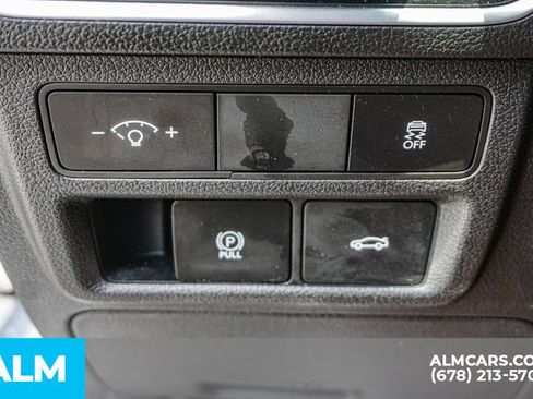 Used 2025 Hyundai Sonata SEL FWD image 45