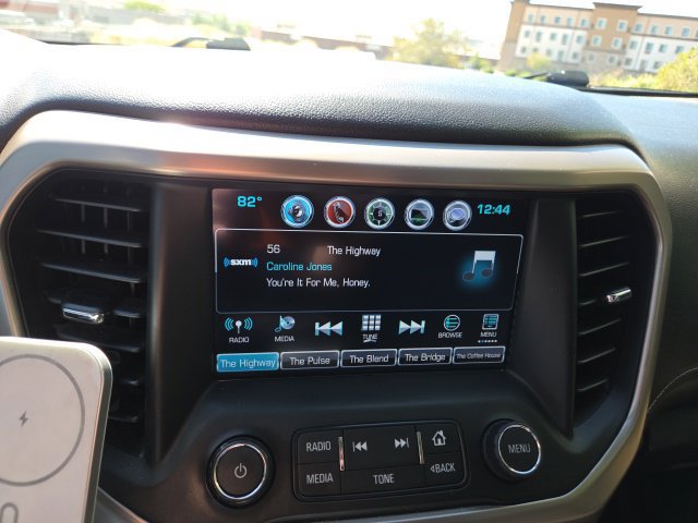 Used 2018 GMC Acadia Denali w/ Technology Package AWD/4WD image 10