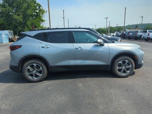 Used 2023 Chevrolet Blazer LT w/ Convenience Package AWD/4WD image 7