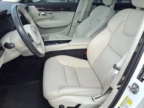 Used 2018 Volvo S90 T5 Momentum w/ Convenience Package image 24