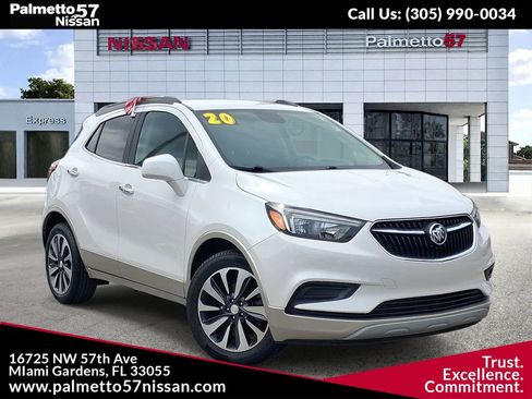 Used 2021 Buick Encore Preferred w/ Safety Package FWD image 1
