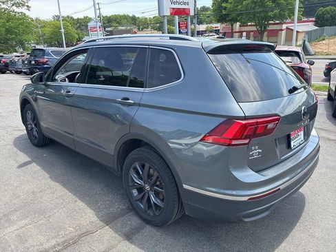 Used 2024 Volkswagen Tiguan SE AWD/4WD image 5