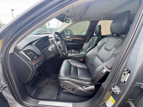 Used 2016 Volvo XC90 T6 Momentum w/ Momentum Plus Package AWD/4WD image 10