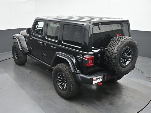Used 2024 Jeep Wrangler Unlimited Rubicon AWD/4WD image 40