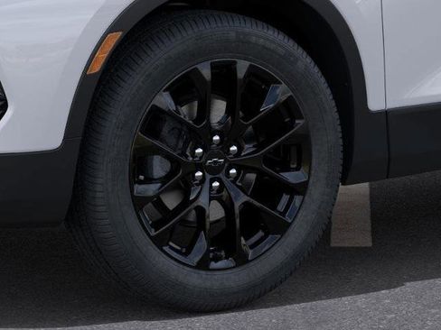 New 2026 Chevrolet Blazer LT image 9
