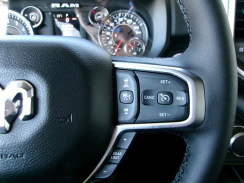 New 2025 RAM 1500 Big Horn image 11