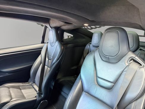 Used 2017 Tesla Model X 75D AWD/4WD image 13
