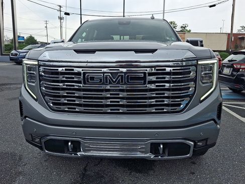 Certified 2024 GMC Sierra 1500 Denali w/ Technology Package AWD/4WD image 2