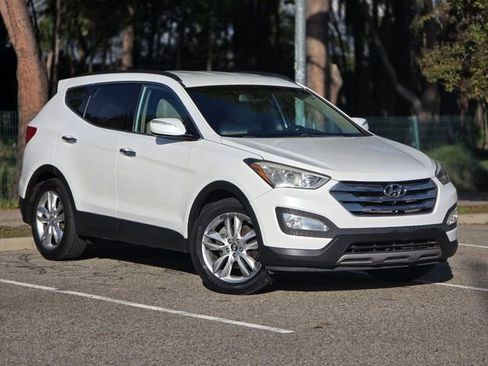 Used 2013 Hyundai Santa Fe Sport 2.0T image 2