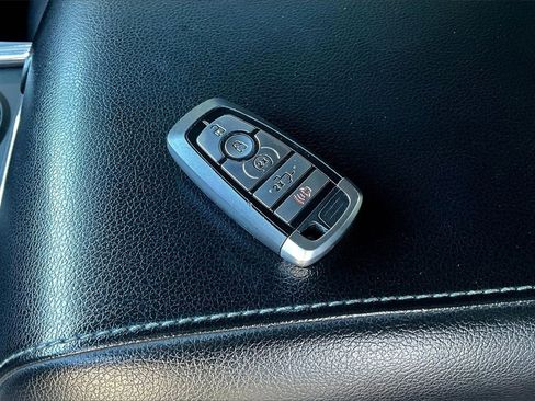 Used 2020 Ford F450 Lariat w/ Lariat Ultimate Package image 34