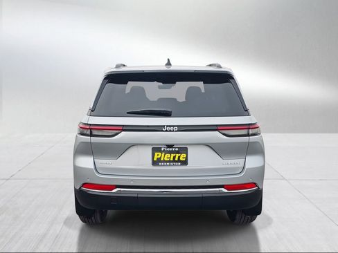 New 2025 Jeep Grand Cherokee Laredo X w/ Luxury Tech Group I image 5