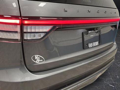 Used 2025 Lincoln Aviator Black Label w/ Jet Appearance Package image 39