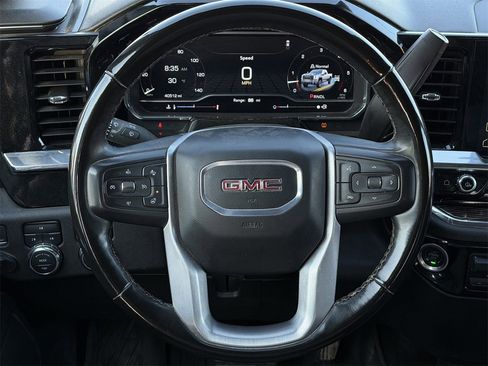 Used 2024 GMC Sierra 2500 SLE image 13