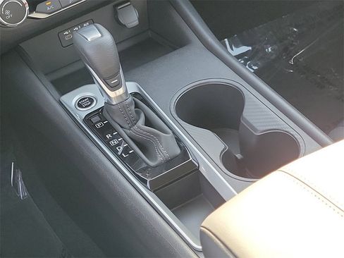 New 2025 Nissan Altima 2.5 S image 8