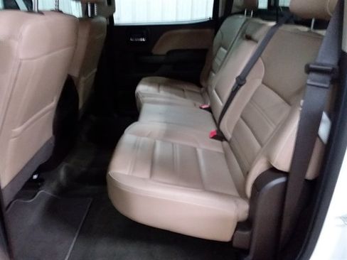 Used 2018 GMC Sierra 2500 Denali w/ Duramax Plus Package AWD/4WD image 13