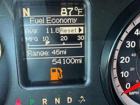 Used 2019 RAM 1500 ST w/ SXT Plus Group AWD/4WD image 8