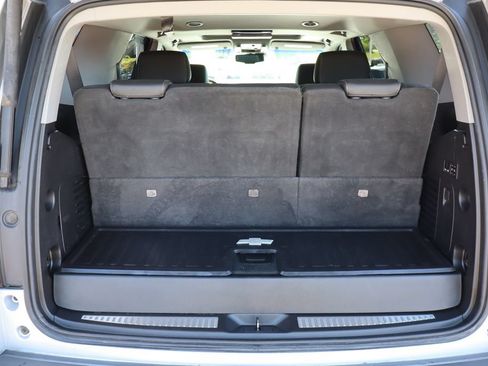Used 2019 Chevrolet Tahoe Premier AWD/4WD image 37