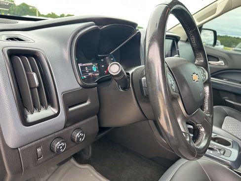 Used 2016 Chevrolet Colorado Z71 AWD/4WD image 18