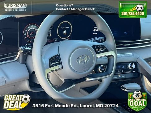 Used 2024 Hyundai Elantra SEL FWD image 10